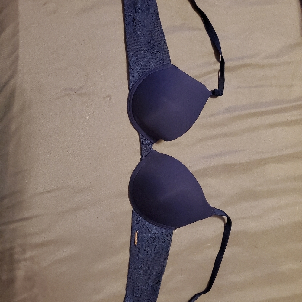 $5/25 navy bra